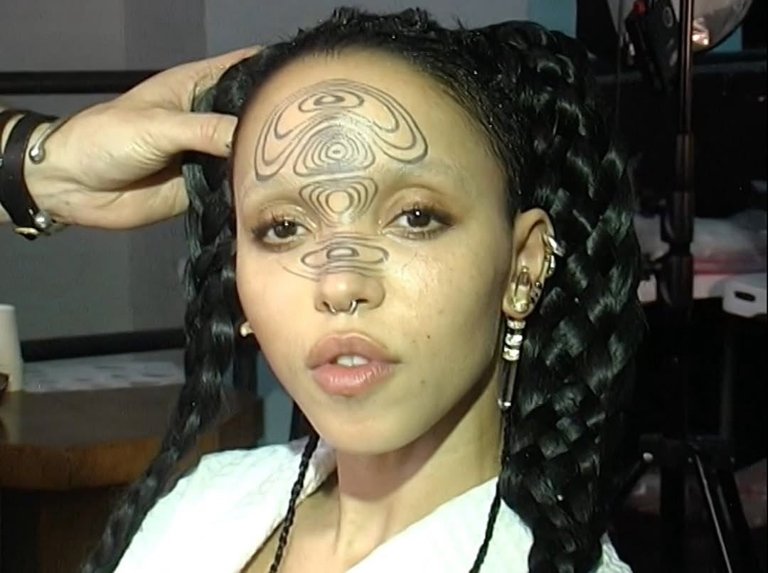 12.70g per dose Earring