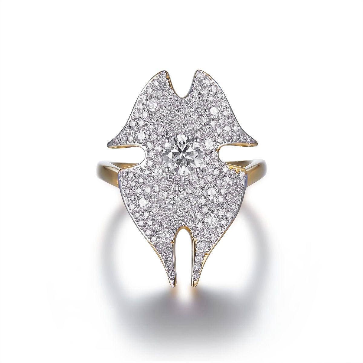 Coral Shell Diamond Ring in 18K Gold