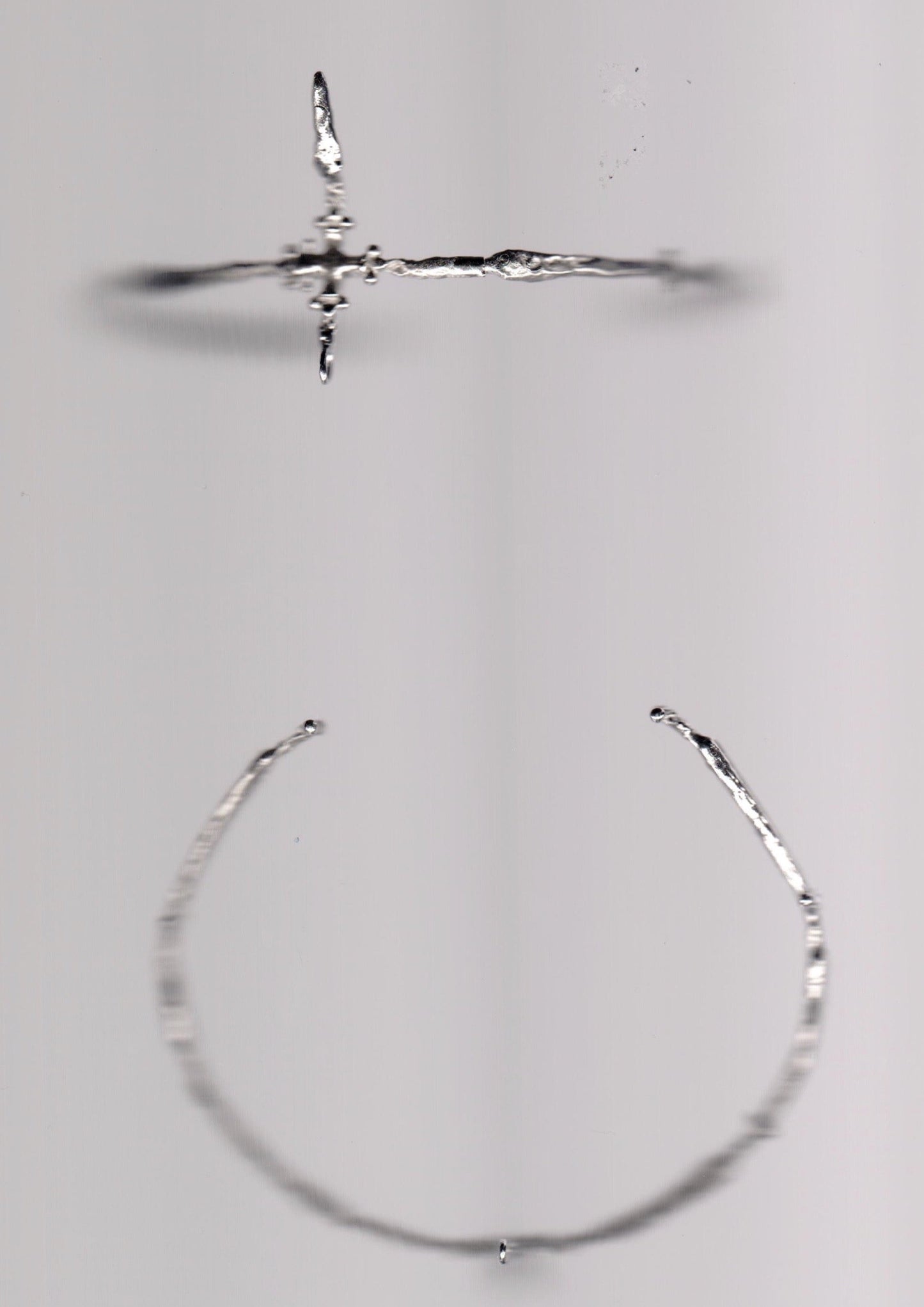 每剂49.51克,颈链