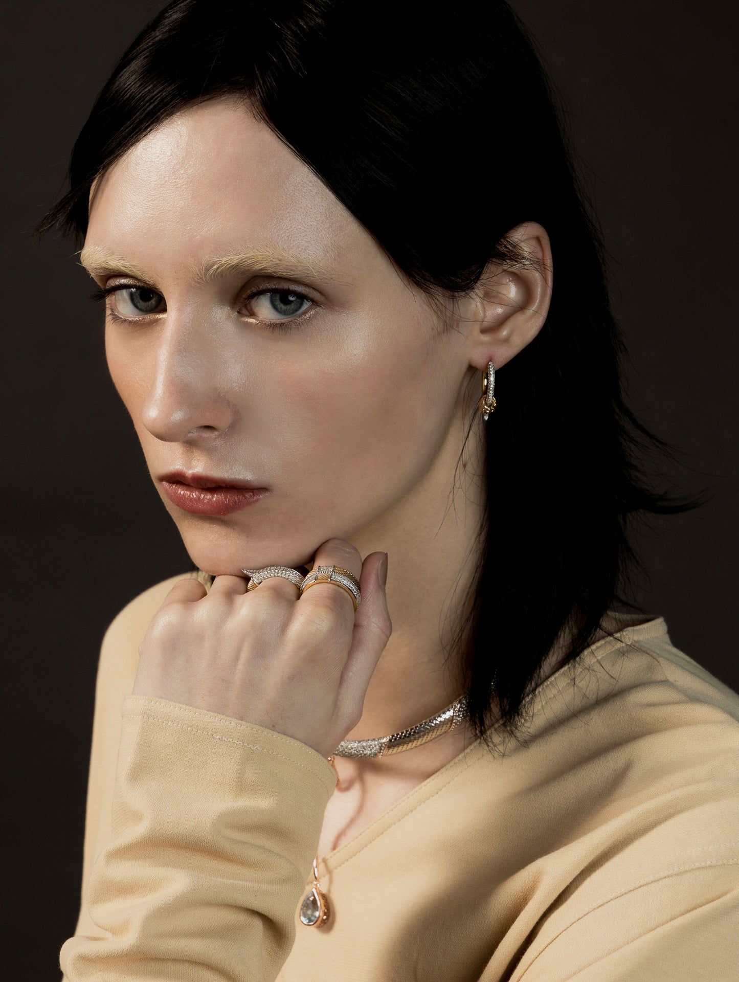 7.69g per dose, earrings