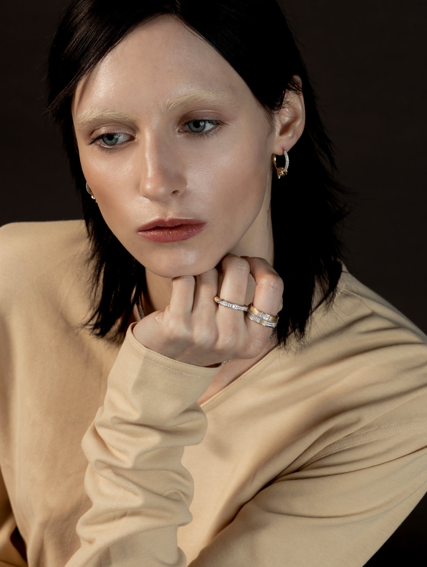 7.69g per dose, earrings