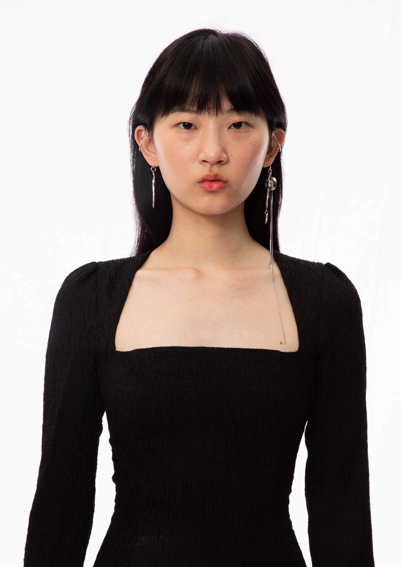 27.64g per dose, ear cuffs