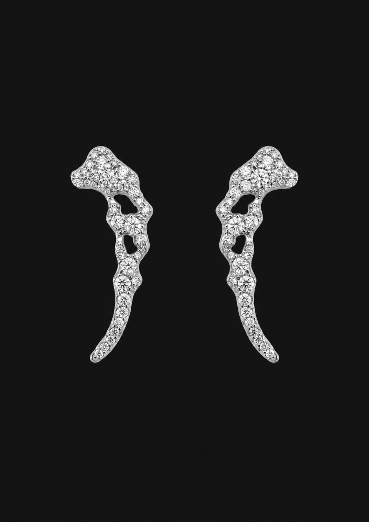 Shell Stud Earrings 01 in 18K Gold — black background product cover