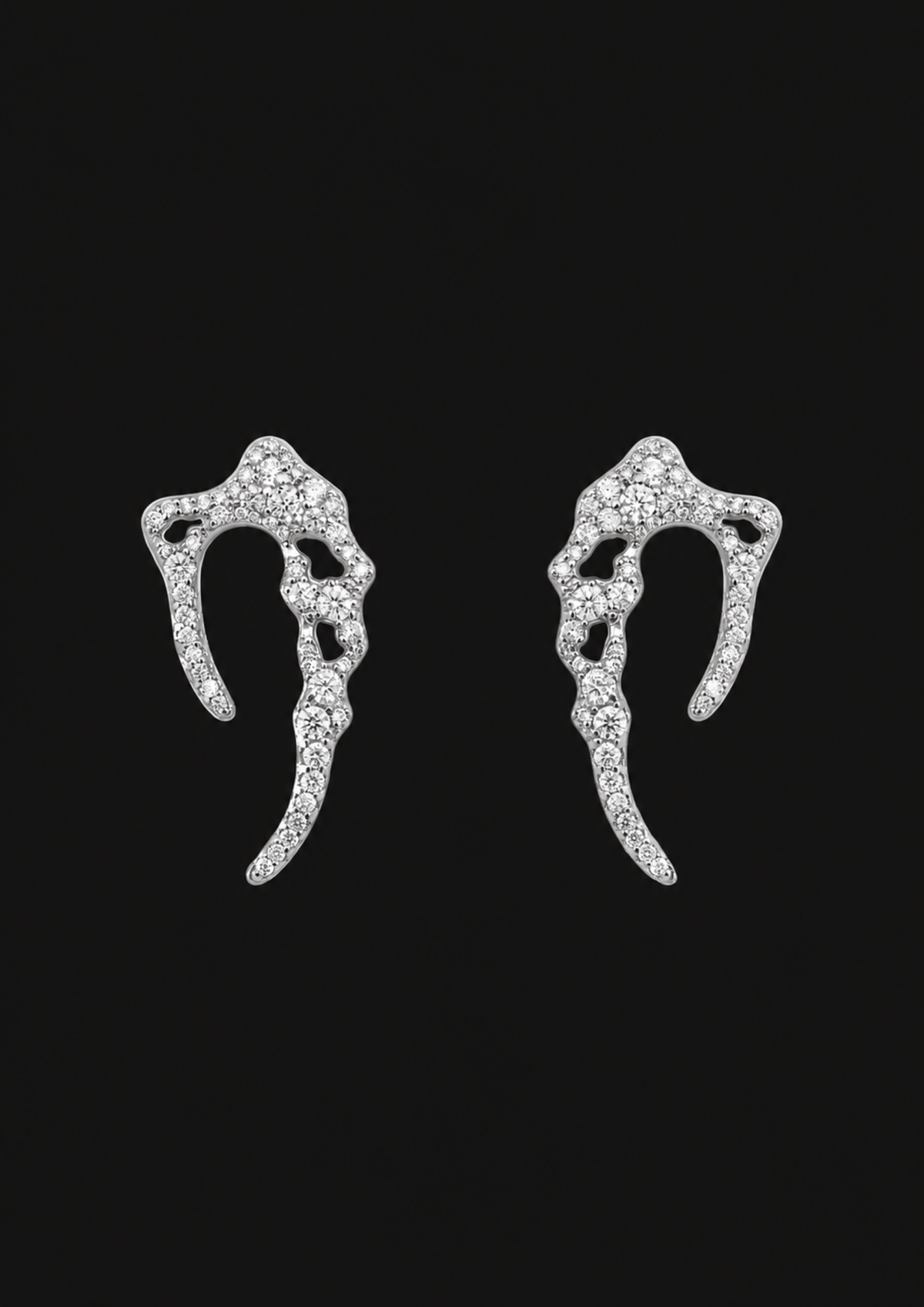 Shell Stud Earrings 03 in 18K Gold — black background product cover