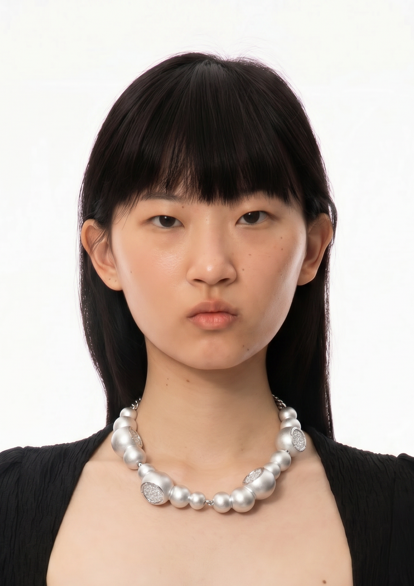 SILVER NECKLACE
