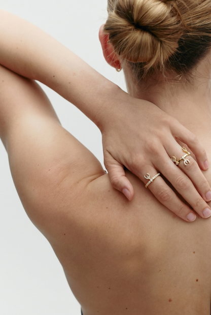 GOLD RING
